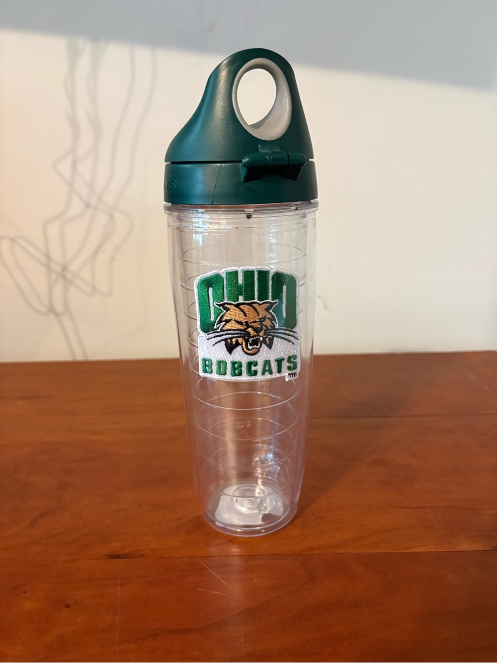 Ohio Bobcats Tervis 24 oz Water Bottle Green Flip Top